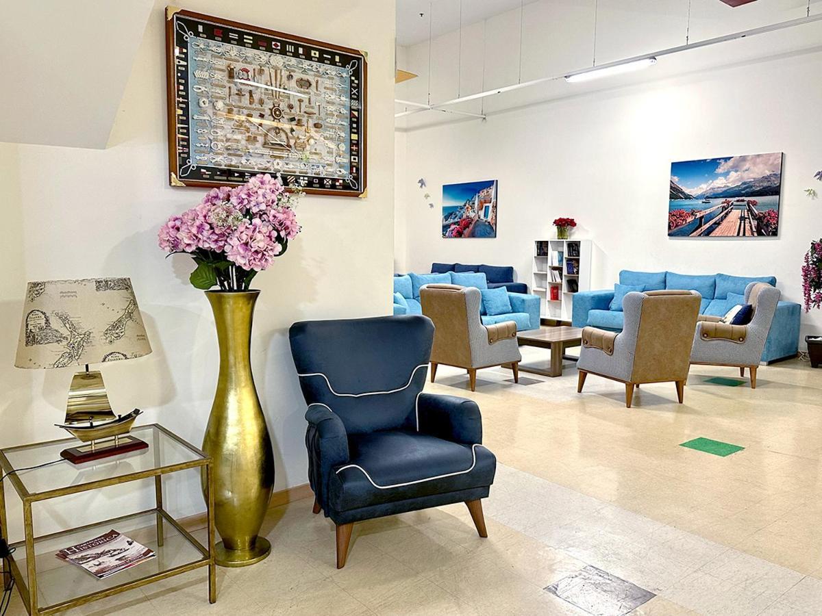 Apartamentos Turisticos Mediterraneo Картахена Екстериор снимка