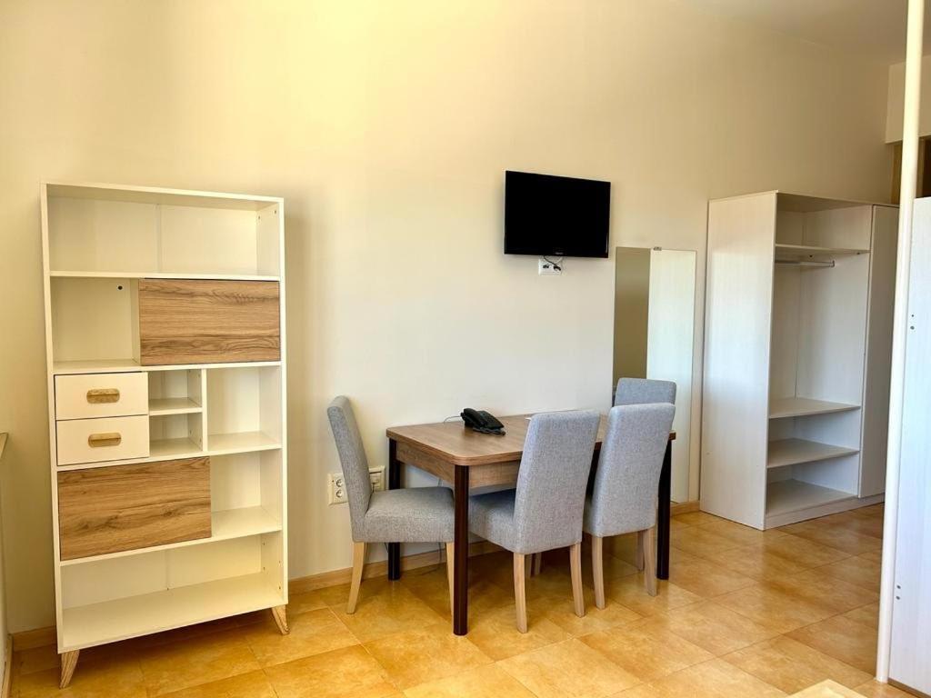 Apartamentos Turisticos Mediterraneo Картахена Екстериор снимка